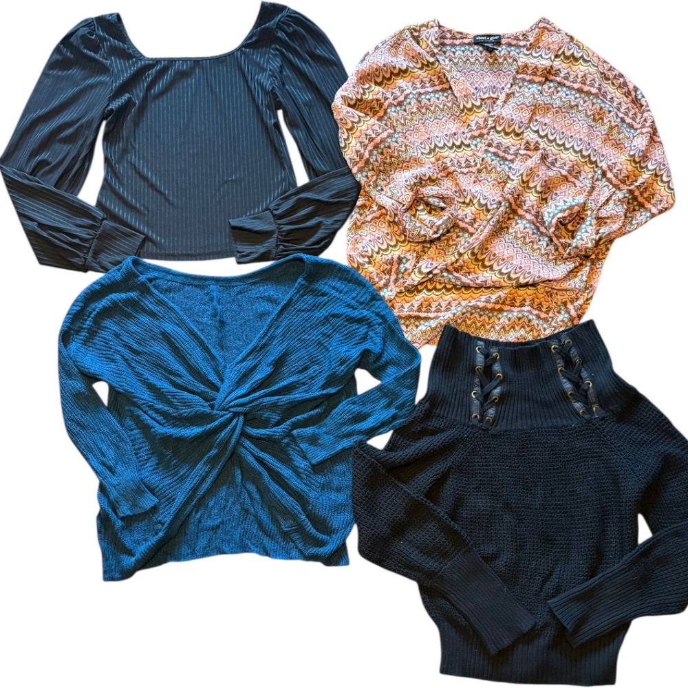 Bundle 4 Long Sleeve (Medium/Large) Free Shipping!
